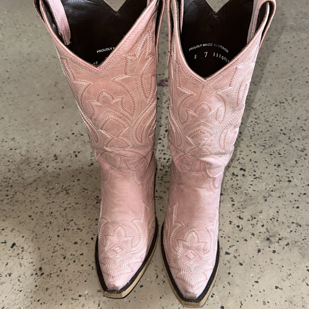 Lane Boots Blush Saratoga - Size 7